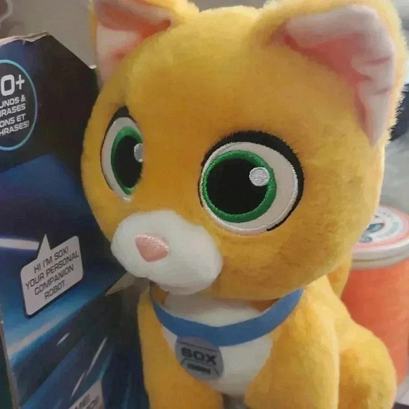 Disney Pixar robot companion - Picture 5 of 14